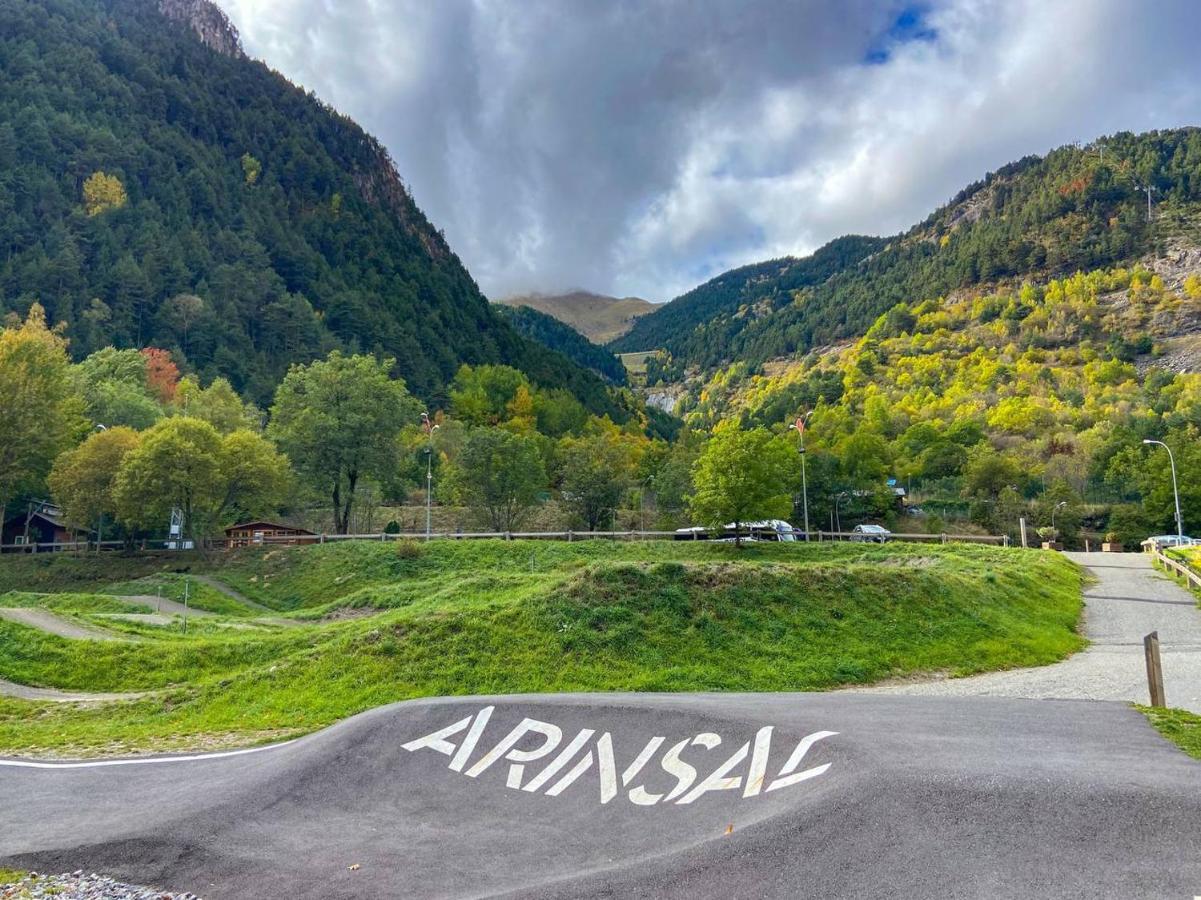 Uenik - Rustico & Moderno En Arinsal - Esqui Apartment Mas de Ribafeta ภายนอก รูปภาพ